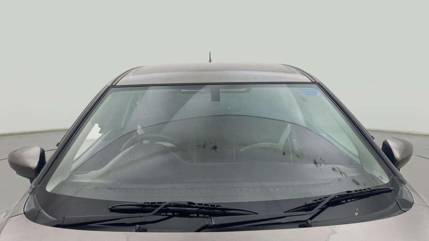 2021 Maruti Baleno ZETA PETROL 1.2, Petrol, Manual, 50,725 km, Front Windshield