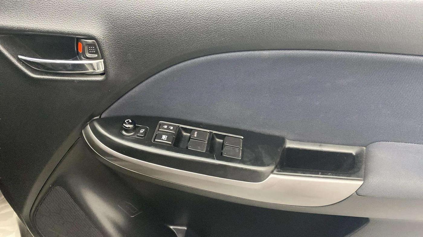2021 Maruti Baleno ZETA PETROL 1.2, Petrol, Manual, 50,725 km, Driver Side Door Panels Control