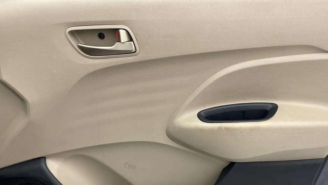 2019 Hyundai NEW SANTRO SPORTZ AMT, Petrol, Automatic, 57,793 km, Driver Side Door Panels Control