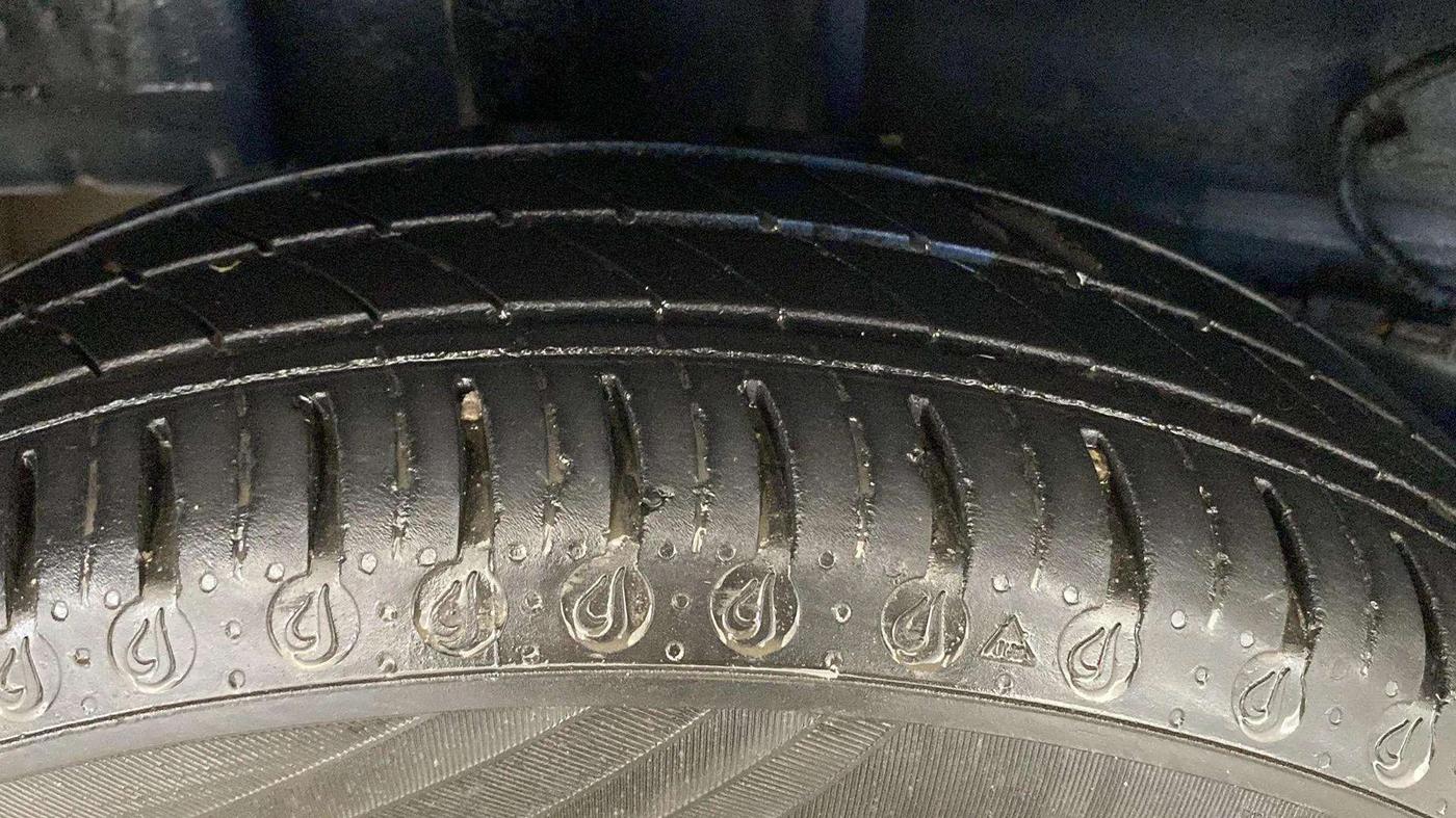 2024 Tata Tiago  XZA Plus CNG, CNG, Automatic, 19,032 km, Right Rear Tyre Tread