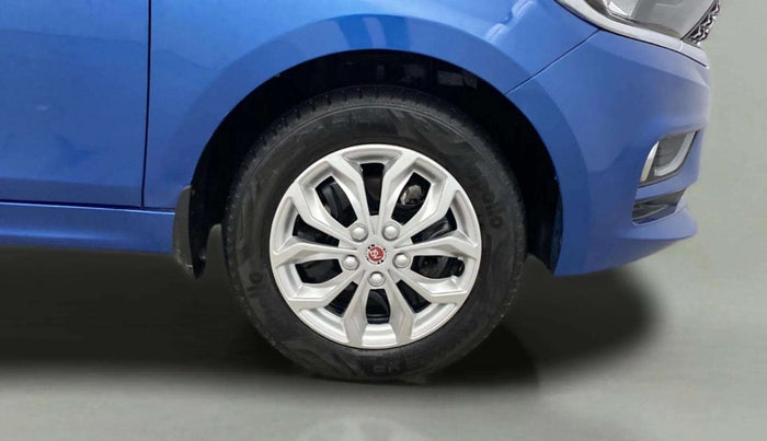 2024 Tata Tiago  XZA Plus CNG, CNG, Automatic, 18,761 km, Right Front Wheel