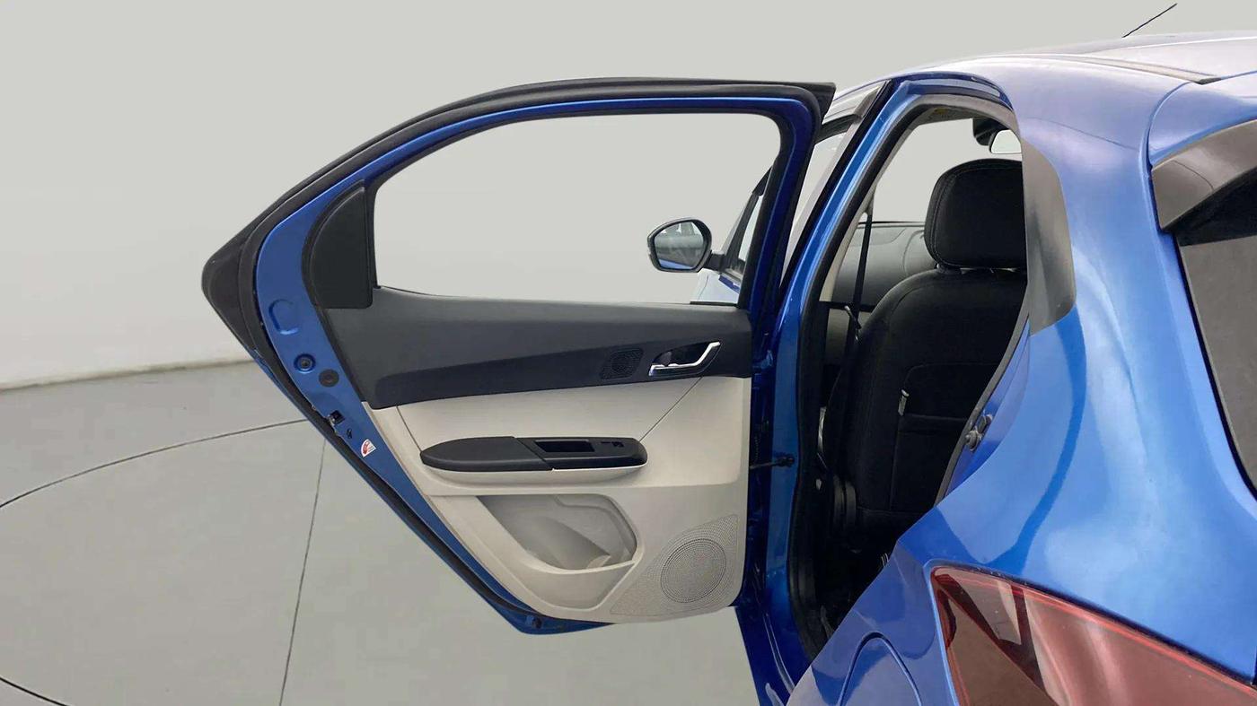 2024 Tata Tiago  XZA Plus CNG, CNG, Automatic, 19,032 km, LHS Rear Door