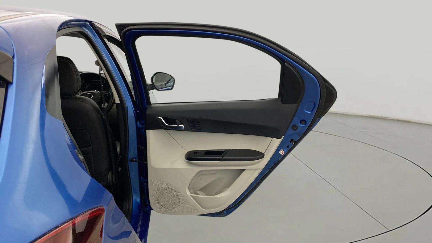 2024 Tata Tiago  XZA Plus CNG, CNG, Automatic, 19,032 km, RHS Rear Door