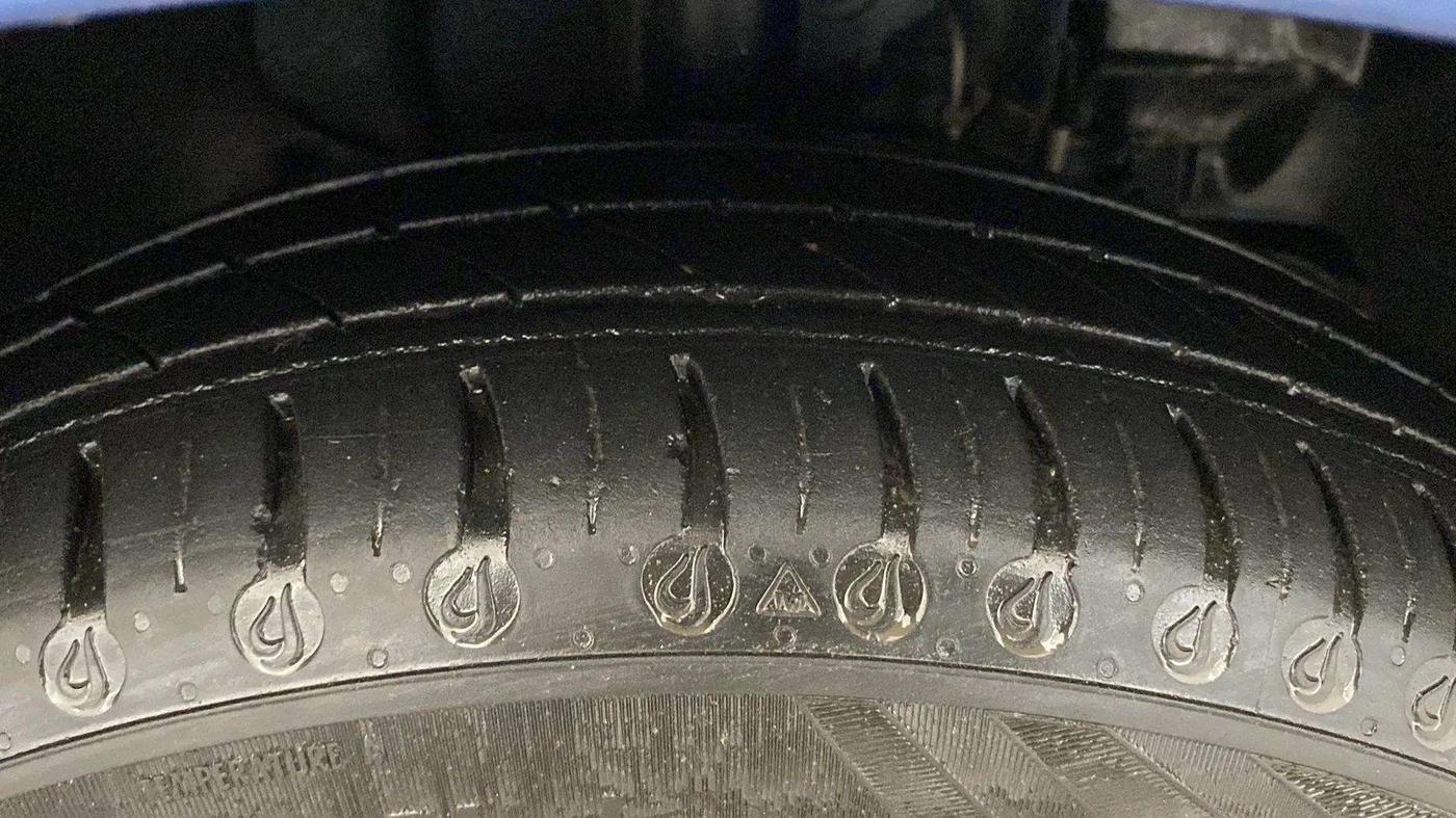 2024 Tata Tiago  XZA Plus CNG, CNG, Automatic, 19,032 km, Right Front Tyre Tread