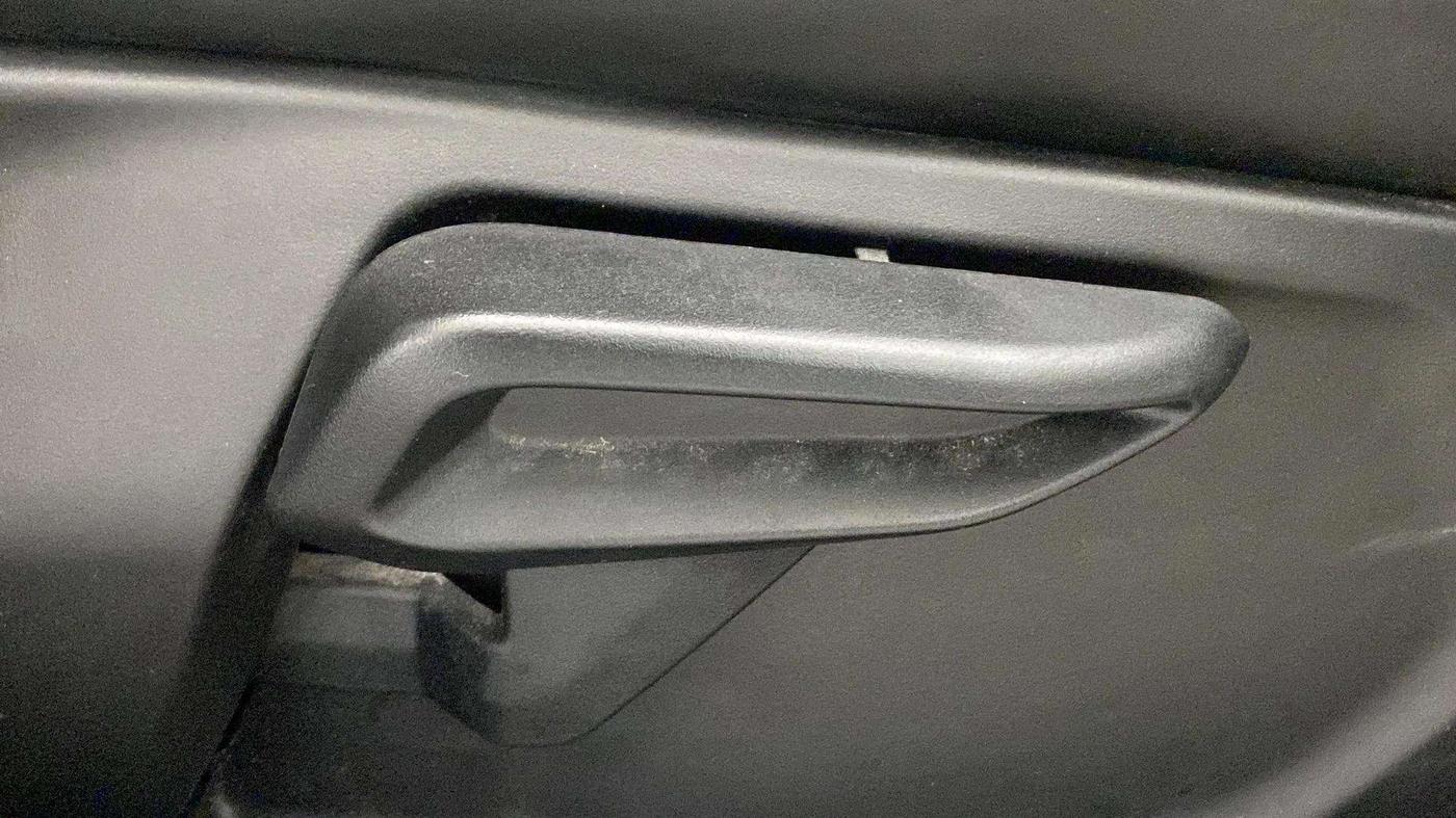 2024 Tata Tiago  XZA Plus CNG, CNG, Automatic, 19,032 km, Driver Side Adjustment Panel