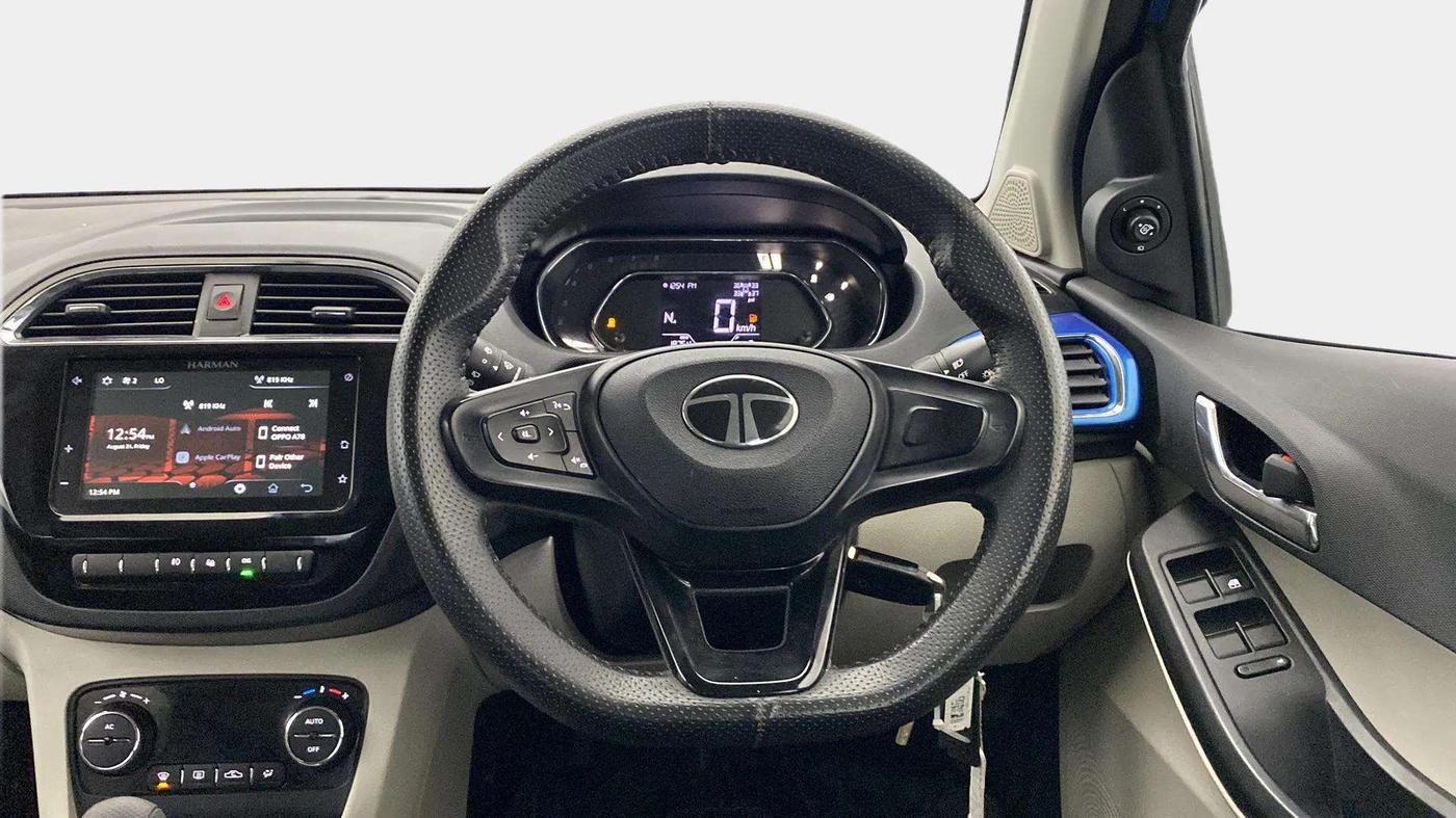 2024 Tata Tiago  XZA Plus CNG, CNG, Automatic, 19,032 km, Steering Wheel Close Up