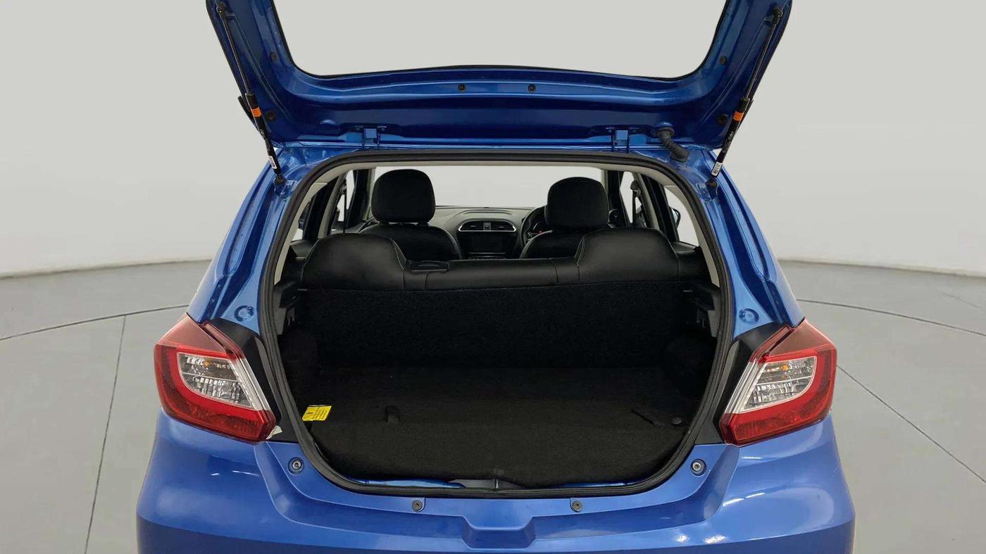 2024 Tata Tiago  XZA Plus CNG, CNG, Automatic, 19,032 km, Boot Inside
