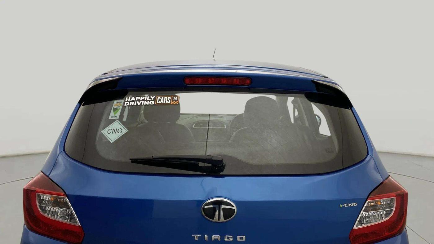 2024 Tata Tiago  XZA Plus CNG, CNG, Automatic, 19,032 km, Rear Windshield