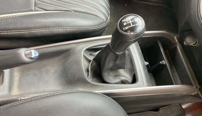 2021 Maruti Baleno ZETA PETROL 1.2, Petrol, Manual, 59,295 km, Gear Lever
