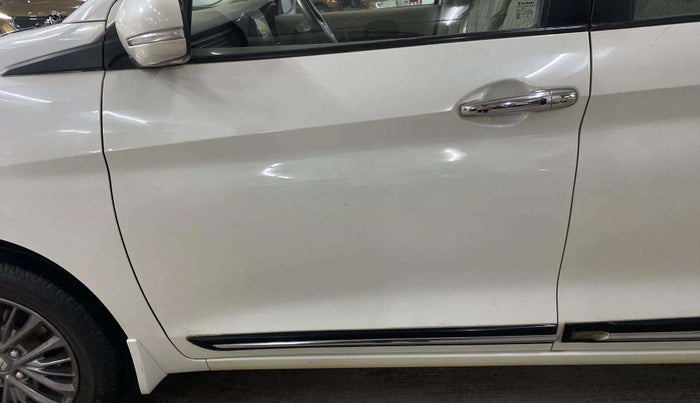 2020 Maruti Ertiga ZXI AT SHVS, Petrol, Automatic, 48,841 km, Front passenger door - Slightly dented