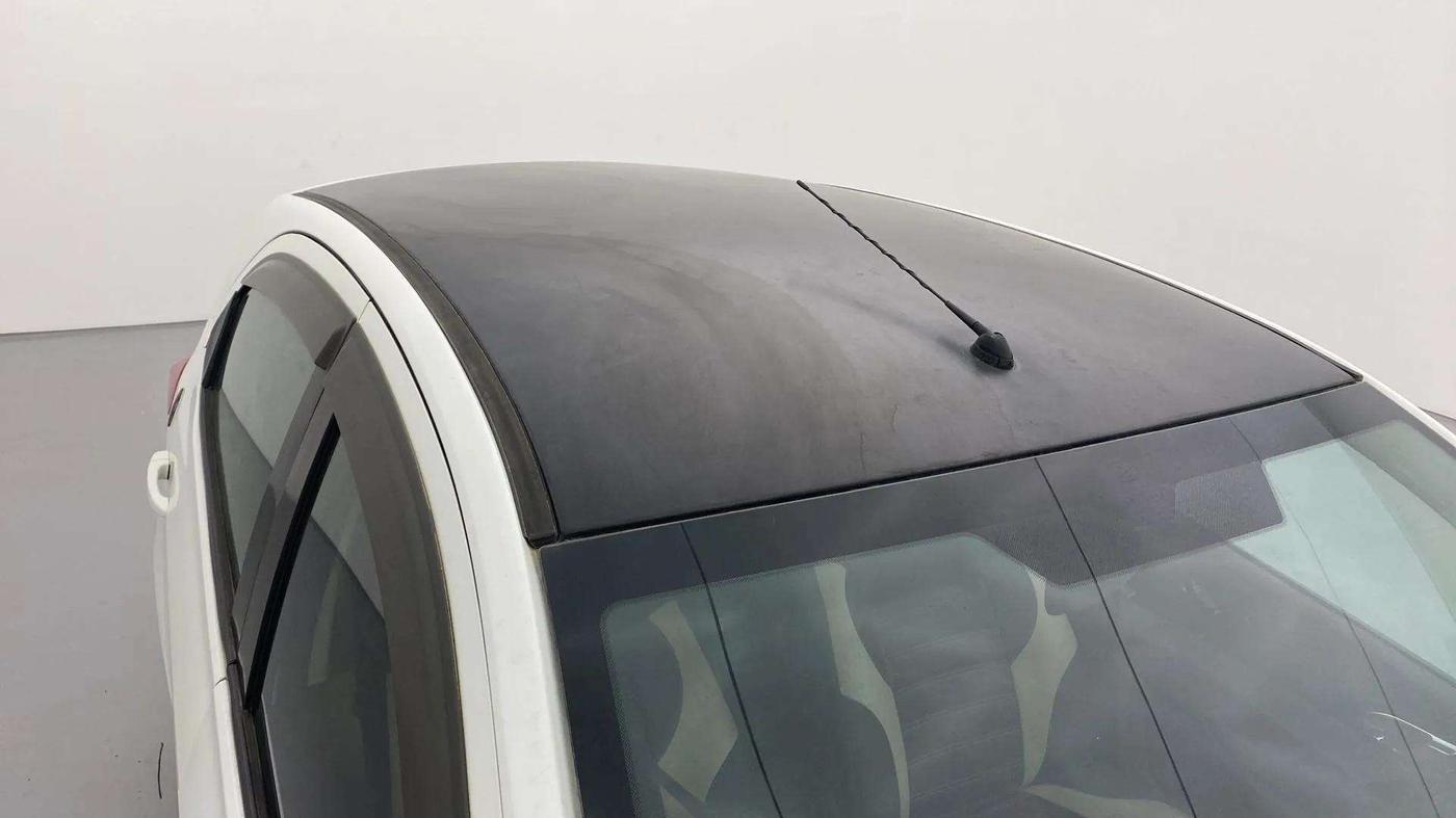 2019 Tata Tiago XZ PLUS PETROL, Petrol, Manual, 63,697 km, Roof