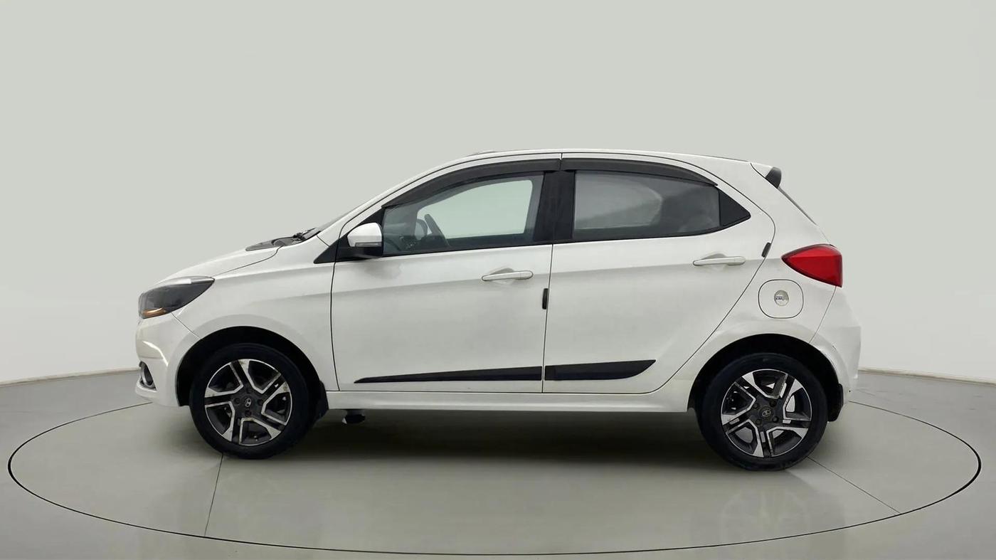 2019 Tata Tiago XZ PLUS PETROL, Petrol, Manual, 63,697 km, Left Side