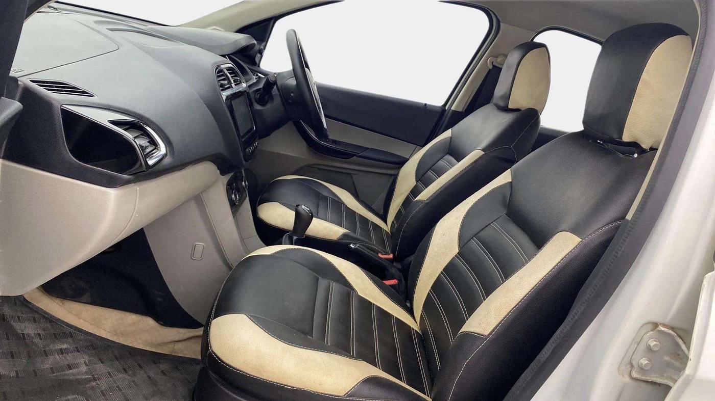 2019 Tata Tiago XZ PLUS PETROL, Petrol, Manual, 63,697 km, Right Side Front Door Cabin