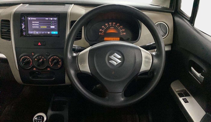 2015 Maruti Wagon R 1.0 LXI CNG, CNG, Manual, 67,523 km, Steering Wheel Close Up