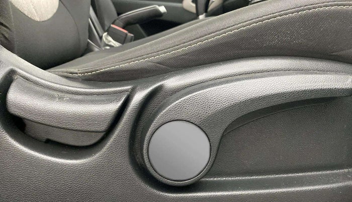 2019 Hyundai Creta SX AT 1.6 PETROL, Petrol, Automatic, 47,966 km, Driver Side Adjustment Panel
