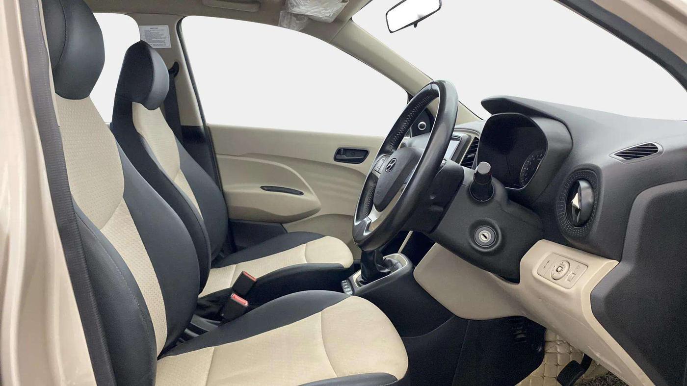2021 Hyundai NEW SANTRO SPORTZ EXECUTIVE MT CNG, CNG, Manual, 35,303 km, Right Side Front Door Cabin