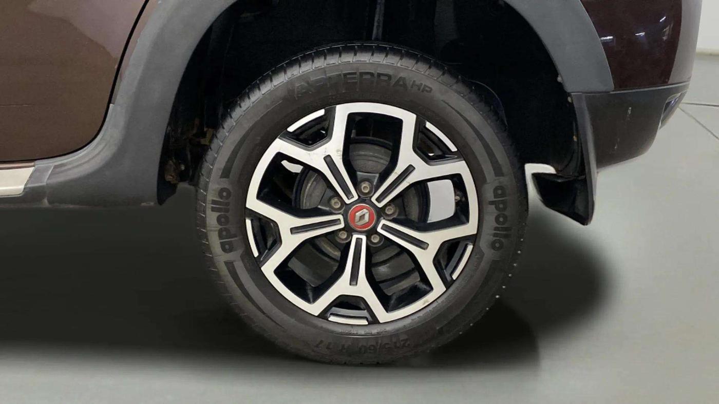2020 Renault Duster RXZ 1.3 TURBO PETROL CVT, Petrol, Automatic, 33,098 km, Left Rear Wheel