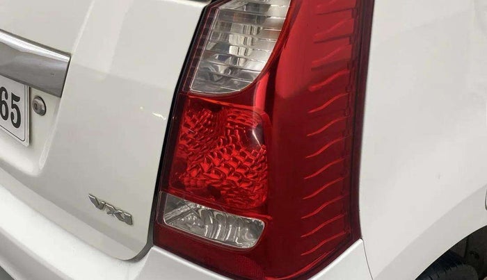 2014 Maruti Wagon R 1.0 VXI, Petrol, Manual, 81,354 km, Right tail light - Minor damage