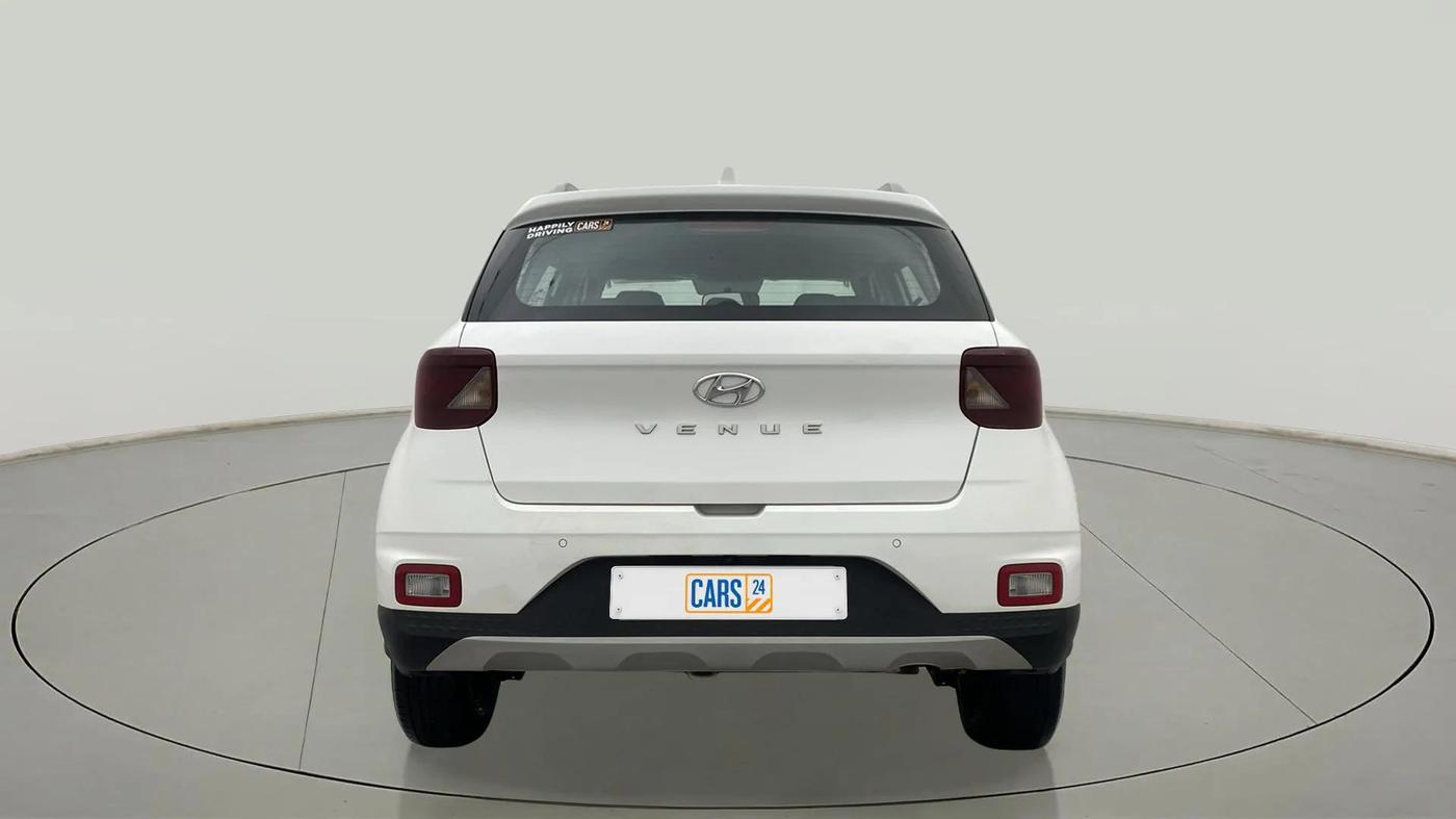 2021 Hyundai VENUE S+ 1.2, Petrol, Manual, 37,987 km, Back/Rear