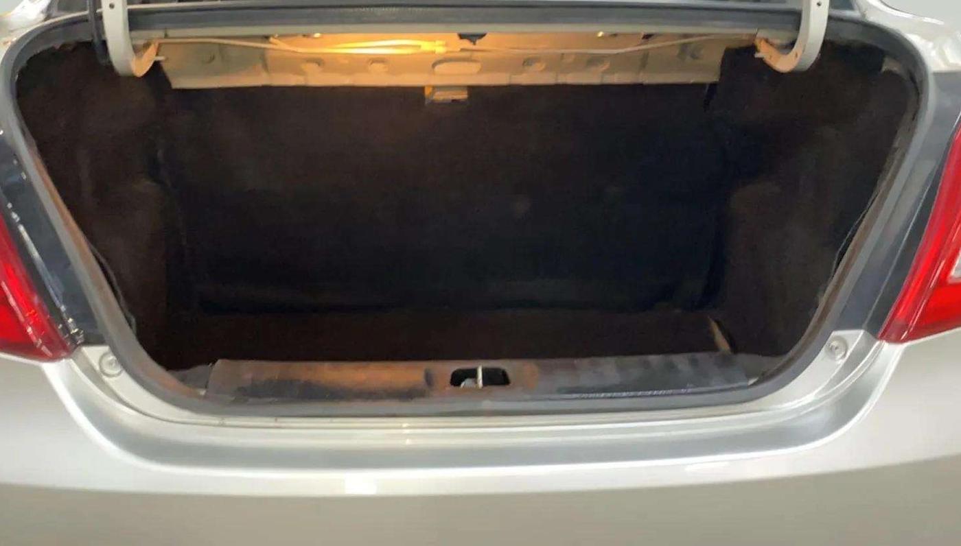 2014 Maruti Swift Dzire VXI, Petrol, Manual, 95,082 km, Boot Inside