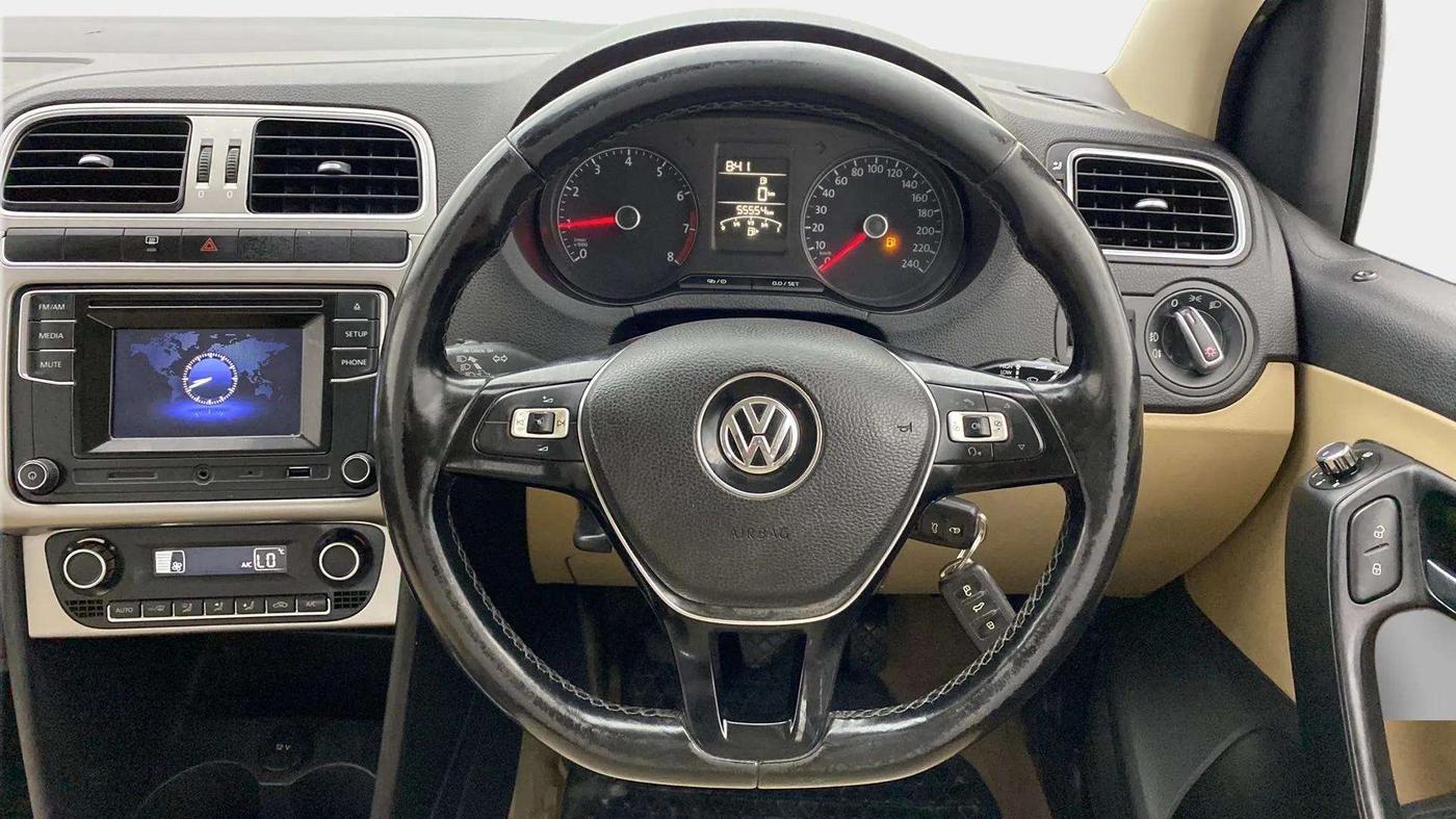 2016 Volkswagen Polo HIGHLINE1.2L, Petrol, Manual, 55,679 km, Steering Wheel Close Up