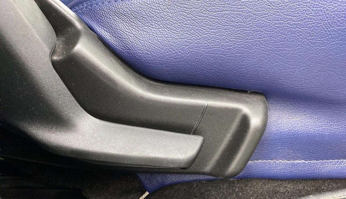 2020 Maruti Swift LXI, Petrol, Manual, 37,783 km, Driver Side Adjustment Panel