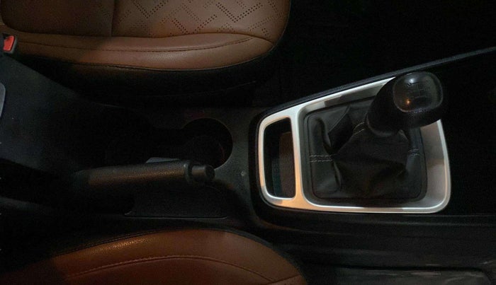 2022 Hyundai VENUE S 1.2, Petrol, Manual, 47,335 km, Gear Lever