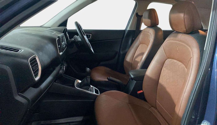 2022 Hyundai VENUE S 1.2, Petrol, Manual, 47,335 km, Right Side Front Door Cabin