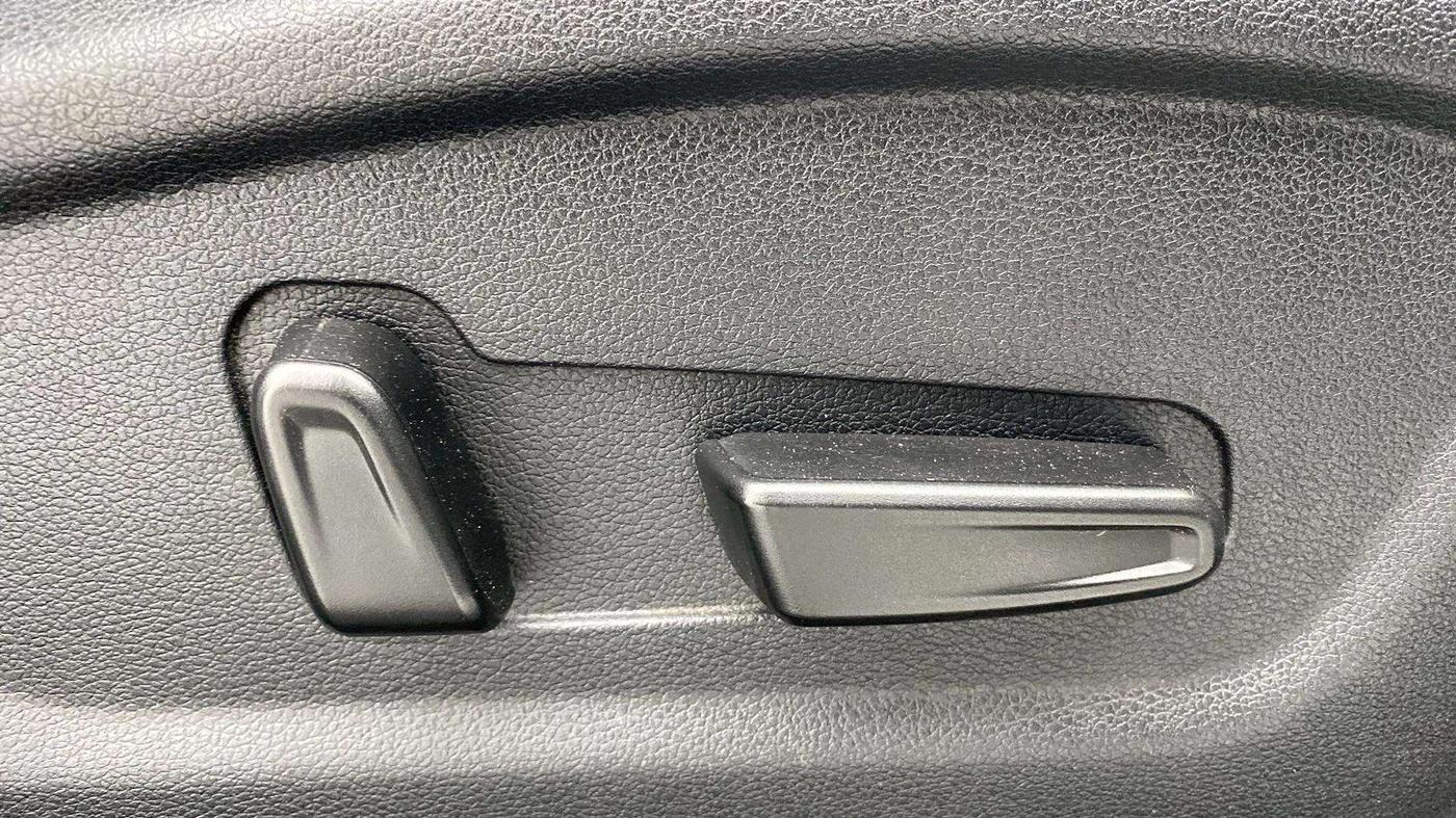 2022 Hyundai Creta SX (O) IVT KNIGHT 1.5 PETROL, Petrol, Automatic, 40,754 km, Driver Side Adjustment Panel