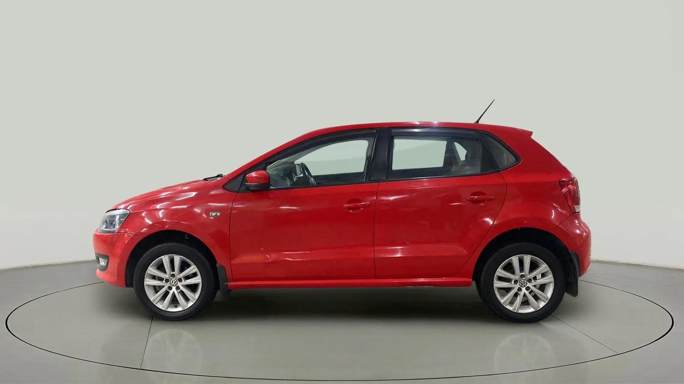 2014 Volkswagen Polo HIGHLINE1.2L, Petrol, Manual, 78,387 km, Left Side