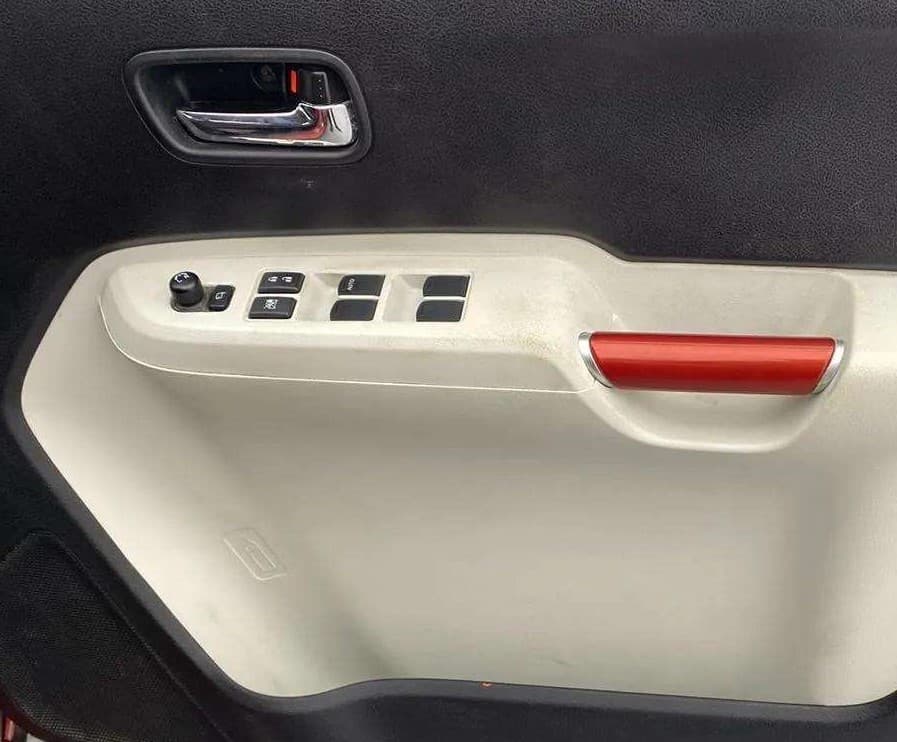 2017 Maruti IGNIS ZETA 1.2, Petrol, Manual, 74,245 km, Driver Side Door Panels Control