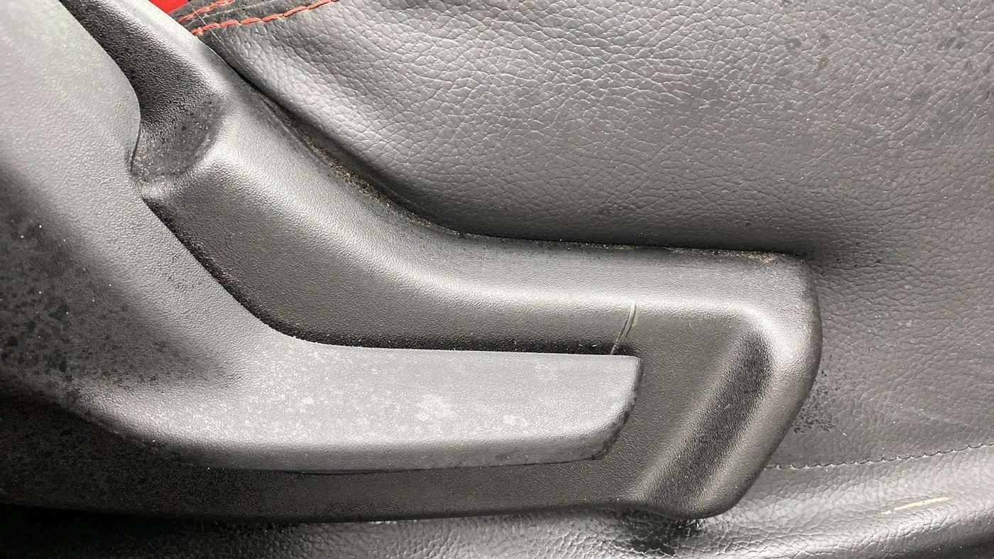 2017 Maruti IGNIS ZETA 1.2, Petrol, Manual, 74,245 km, Driver Side Adjustment Panel