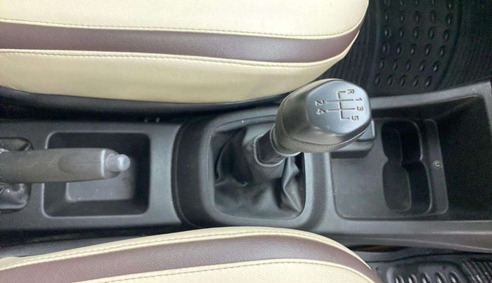 2018 Renault Kwid RXT 1.0, Petrol, Manual, 61,015 km, Gear Lever