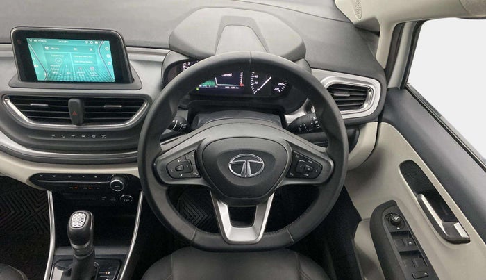 2023 Tata ALTROZ XZA, Petrol, Automatic, 12,929 km, Steering Wheel Close Up