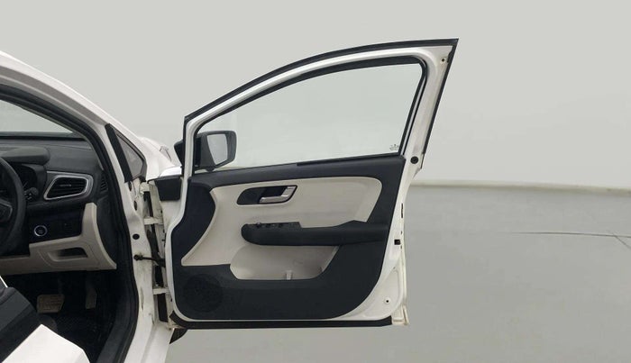 2023 Tata ALTROZ XZA, Petrol, Automatic, 12,929 km, RHS Front Door