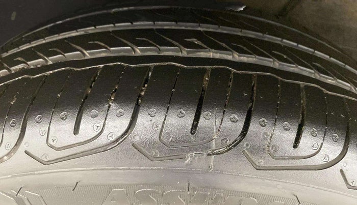 2023 Tata ALTROZ XZA, Petrol, Automatic, 12,929 km, Right Rear Tyre Tread