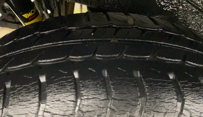 2014 Maruti Wagon R 1.0 VXI, Petrol, Manual, 24,141 km, Right Rear Tyre Tread