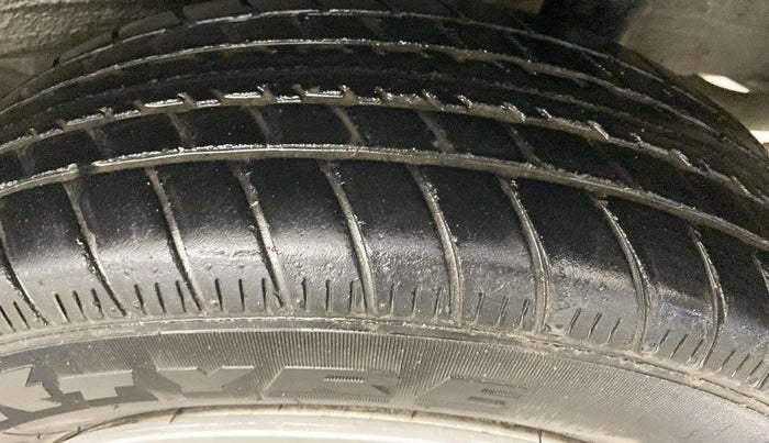 2019 Maruti New Wagon-R LXI CNG 1.0, CNG, Manual, 36,666 km, Right Rear Tyre Tread