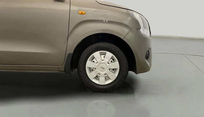 2019 Maruti New Wagon-R LXI CNG 1.0, CNG, Manual, 36,666 km, Right Front Wheel
