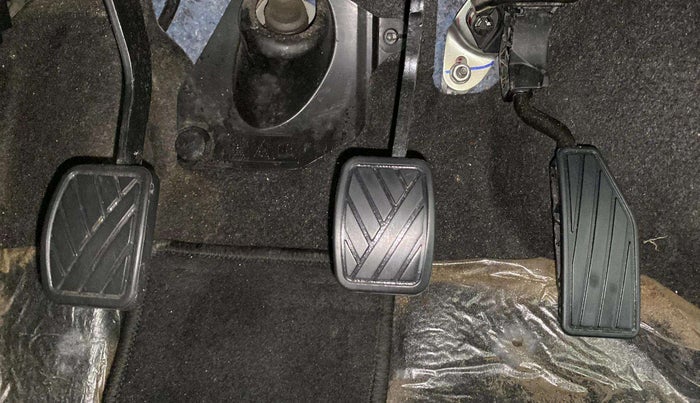 2019 Maruti New Wagon-R LXI CNG 1.0, CNG, Manual, 36,666 km, Pedals