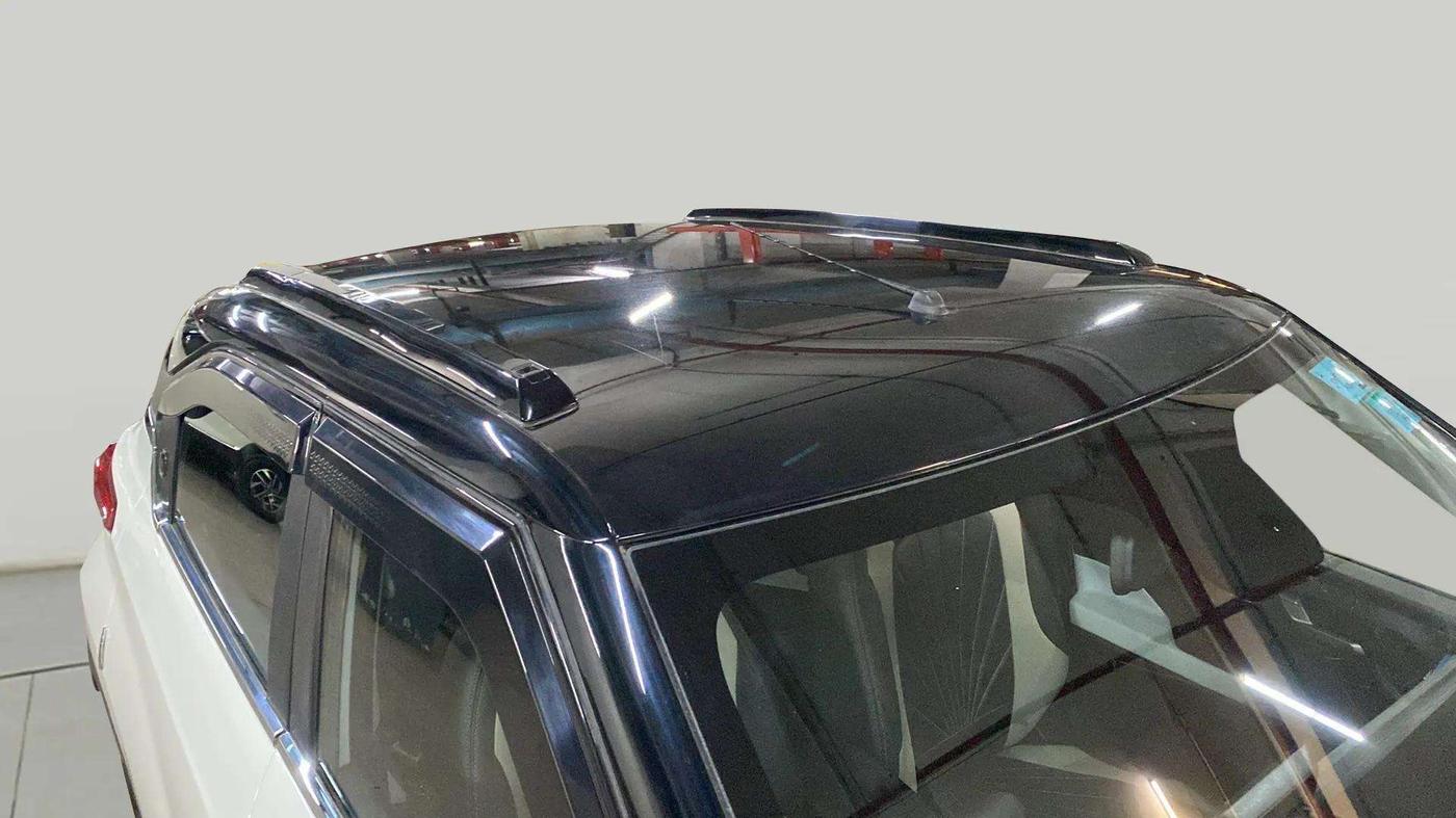 2023 Tata PUNCH CREATIVE  1.2 RTN DUAL TONE, Petrol, Manual, 15,609 km, Roof