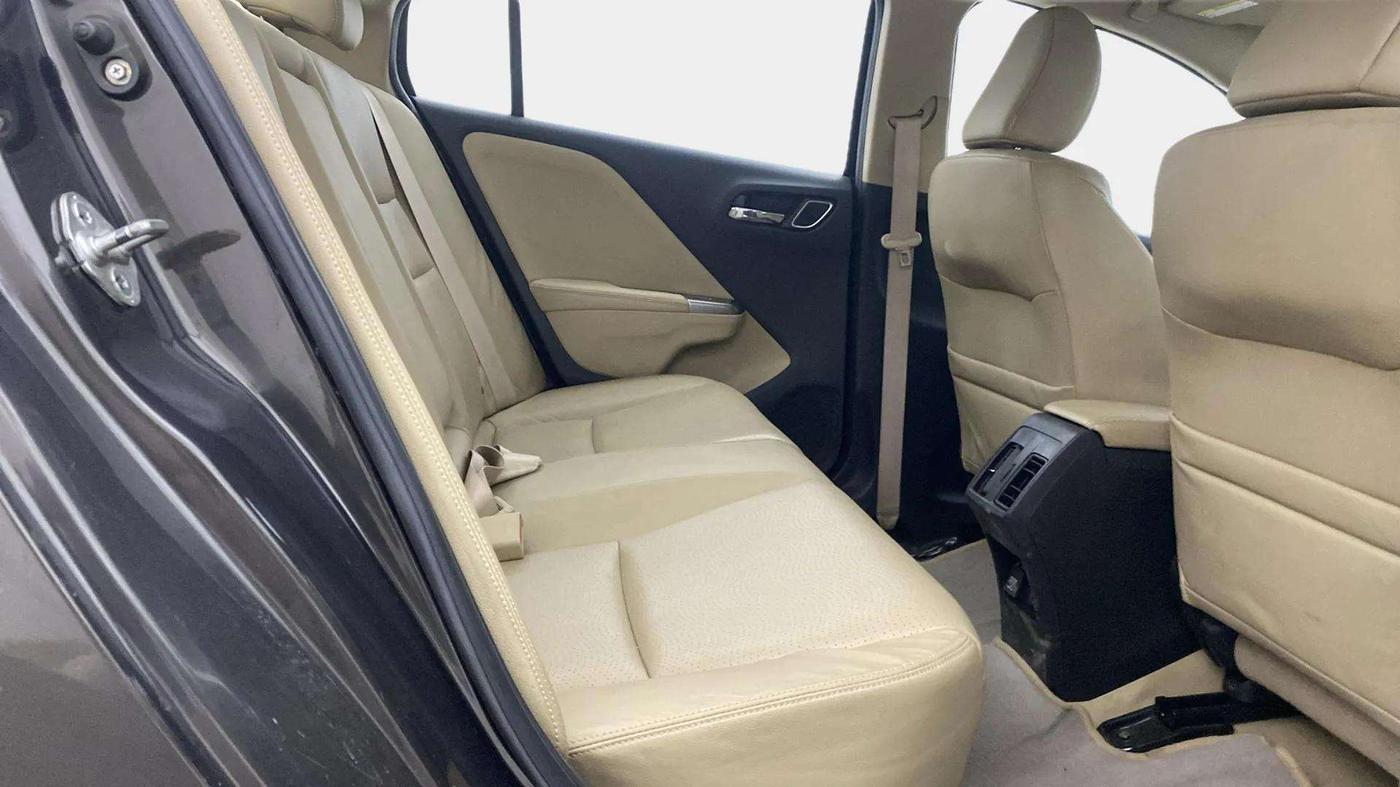 2018 Honda City 1.5L I-VTEC ZX CVT, Petrol, Automatic, 34,597 km, Right Side Rear Door Cabin