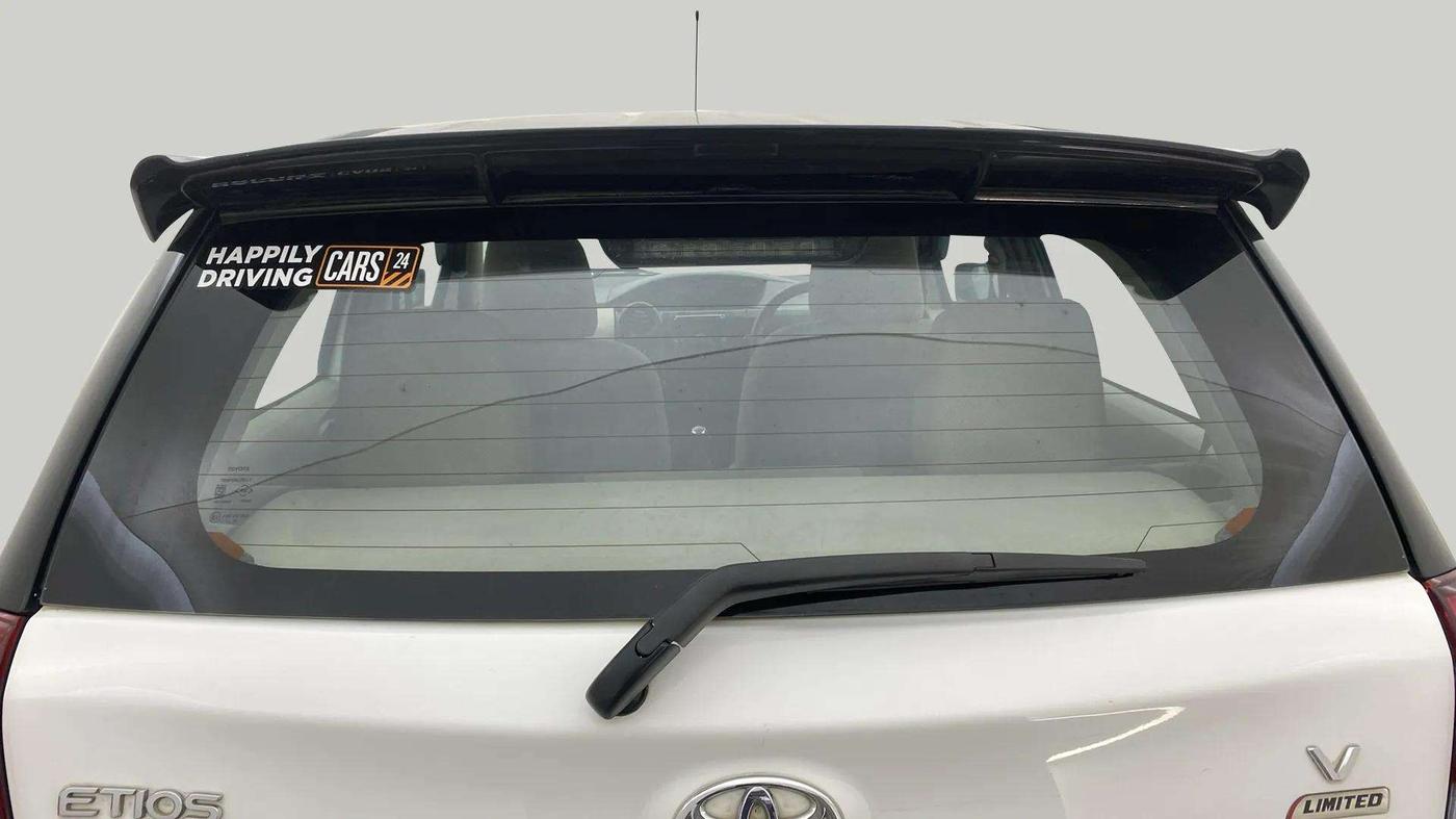 2016 Toyota Etios Liva V, Petrol, Manual, 43,830 km, Rear Windshield