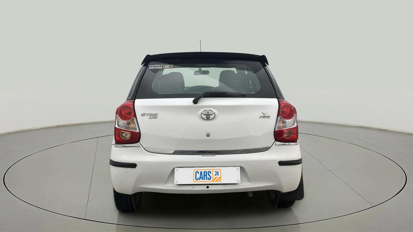 2016 Toyota Etios Liva V, Petrol, Manual, 43,830 km, Back/Rear