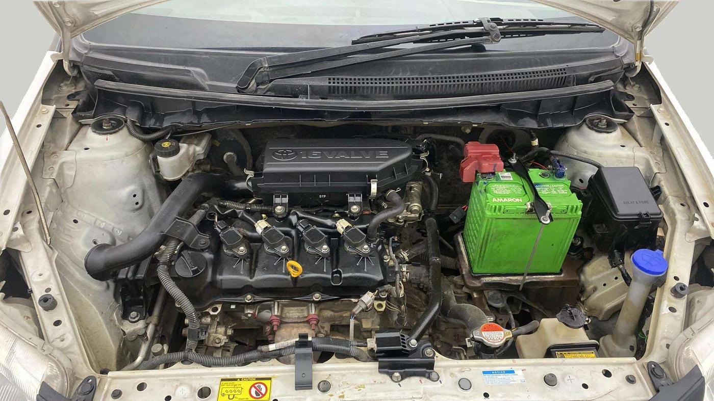 2016 Toyota Etios Liva V, Petrol, Manual, 43,830 km, Engine View
