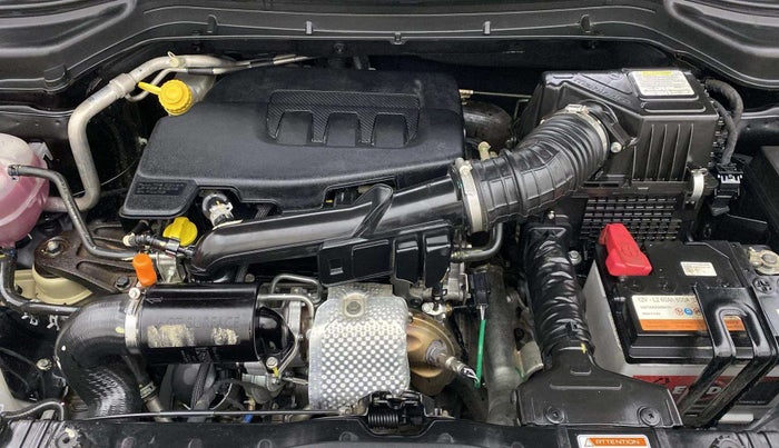 2022 Mahindra XUV300 W6 1.2 PETROL, Petrol, Manual, 14,943 km, Engine View