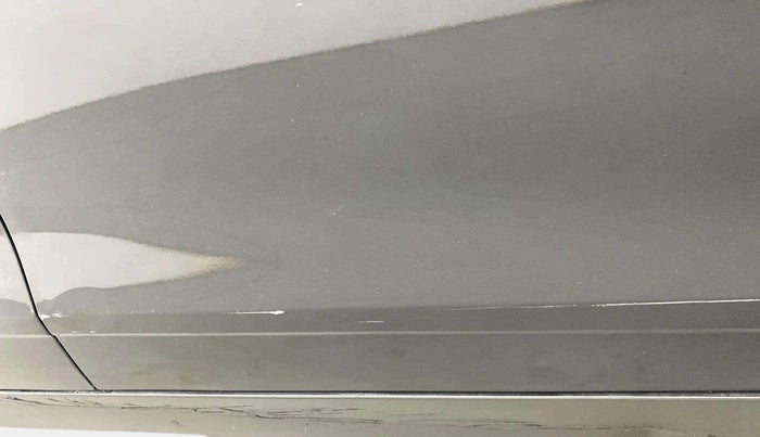 2022 Mahindra XUV300 W6 1.2 PETROL, Petrol, Manual, 14,943 km, Driver-side door - Slightly dented