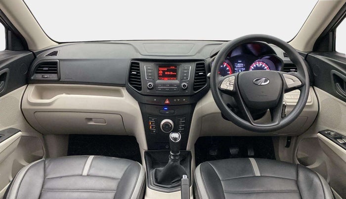2022 Mahindra XUV300 W6 1.2 PETROL, Petrol, Manual, 14,943 km, Dashboard