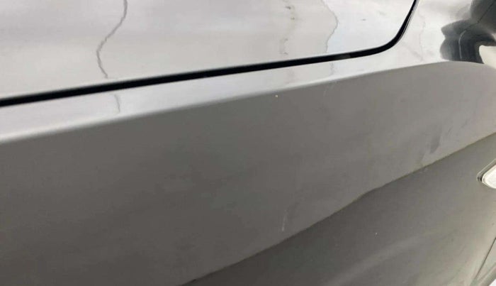 2022 Mahindra XUV300 W6 1.2 PETROL, Petrol, Manual, 14,943 km, Left fender - Minor scratches