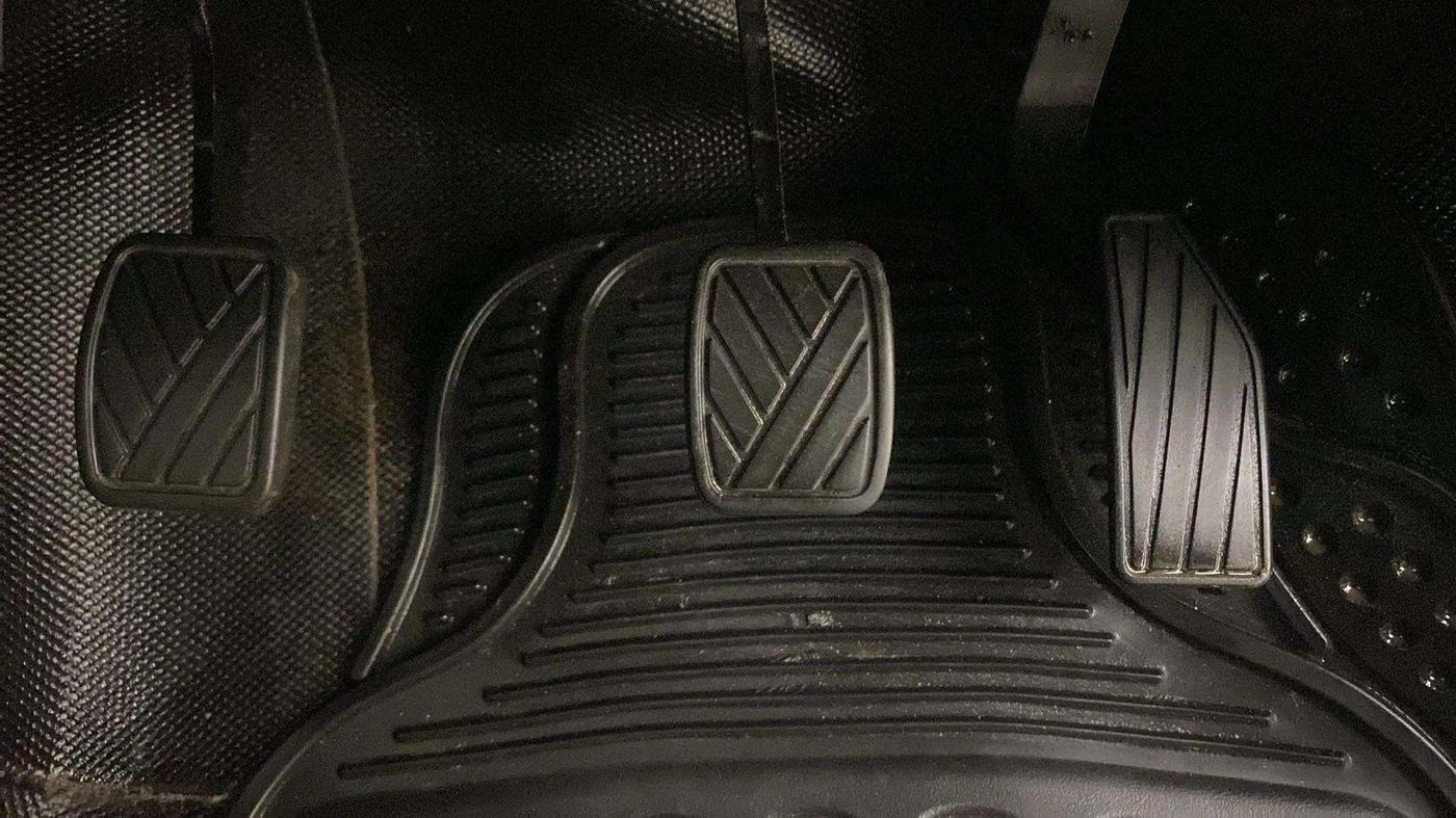 2016 Maruti Celerio ZXI, Petrol, Manual, 20,781 km, Pedals